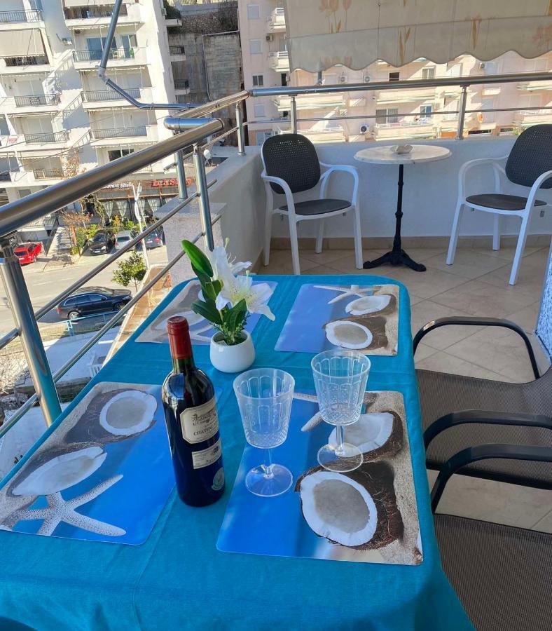 Luxury Seafront Apartments Sarandë Quarto foto